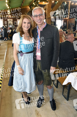 Im Volkssängerzelt bei der Eröffnung vom Oktoberfest 2018 in München
