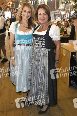 Im Volkssängerzelt bei der Eröffnung vom Oktoberfest 2018 in München