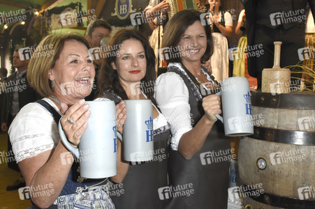 Im Volkssängerzelt bei der Eröffnung vom Oktoberfest 2018 in München