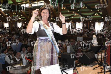 Im Volkssängerzelt bei der Eröffnung vom Oktoberfest 2018 in München