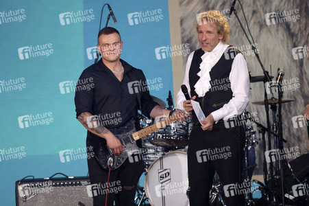 TV-Show 'Gottschalks große 68er Show' in Hamburg