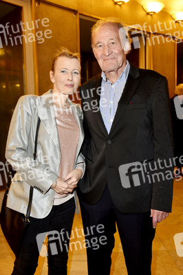 Theaterpremiere 'Willkommen bei den Hartmanns' in Berlin