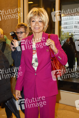 Theaterpremiere 'Willkommen bei den Hartmanns' in Berlin