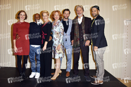 Theaterpremiere 'Willkommen bei den Hartmanns' in Berlin