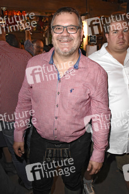 In Käfers Wiesn-Schänke beim Oktoberfest 2018 in München