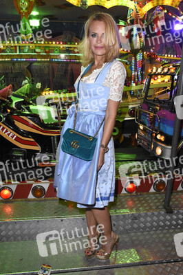 Almauftrieb in Käfers Wiesn-Schänke auf dem Oktoberfest 2018 in München