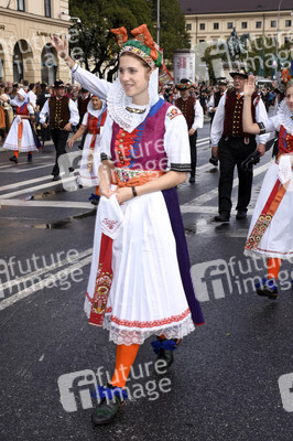 Oktoberfest Trachten- und Schützenzug 2018 in München