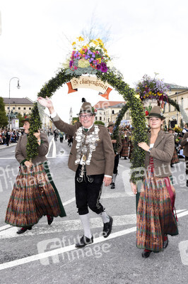 Oktoberfest Trachten- und Schützenzug 2018 in München
