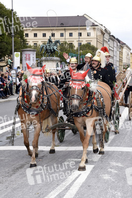 Oktoberfest Trachten- und Schützenzug 2018 in München