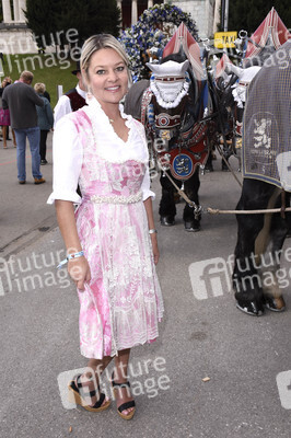 Regine Sixt Damenwiesn im Schützen Festzelt beim Oktoberfest 2018 in München