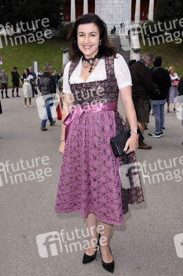 Regine Sixt Damenwiesn im Schützen Festzelt beim Oktoberfest 2018 in München