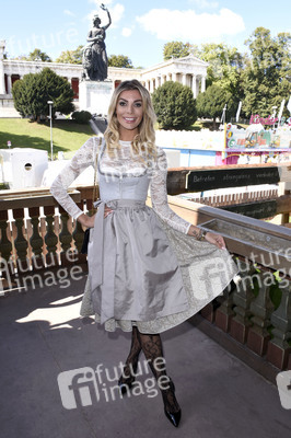 In Käfers Wiesn-Schänke auf dem Oktoberfest 2018 in München