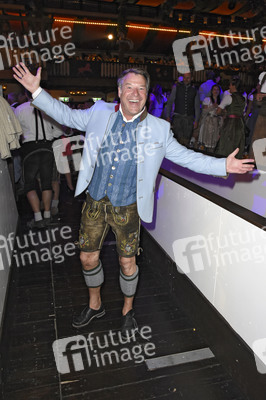Gute Laune TV Wiesn-Treff im Marstall Festzelt auf dem Oktoberfest 2018 in München