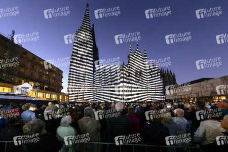 Lichtspektakel 'Dona Nobis Pacem' in Köln