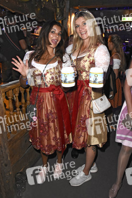 In Käfers Wiesn-Schänke auf dem Oktoberfest 2018 in München