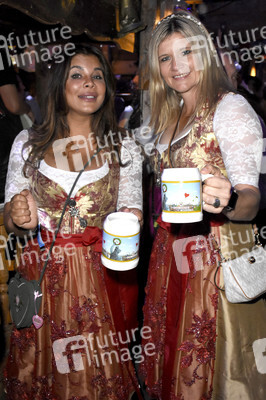 In Käfers Wiesn-Schänke auf dem Oktoberfest 2018 in München