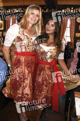 3. Wiesn Charity Lunch im Festzelt Zur Bratwurst beim Oktoberfest 2018 in München