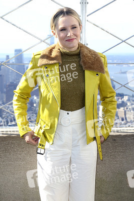 Empire State Building Lighting Ceremony mit Kristen Bell in New York