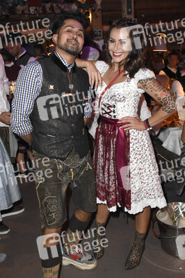 In Käfers Wiesn-Schänke auf dem Oktoberfest 2018 in München
