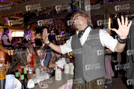 In Käfers Wiesn-Schänke auf dem Oktoberfest 2018 in München