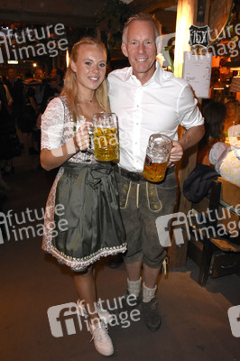 In Käfers Wiesn-Schänke auf dem Oktoberfest 2018 in München
