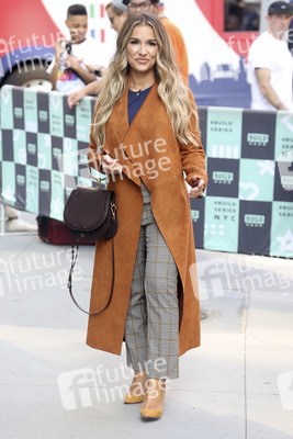 Jessie James Decker in New York