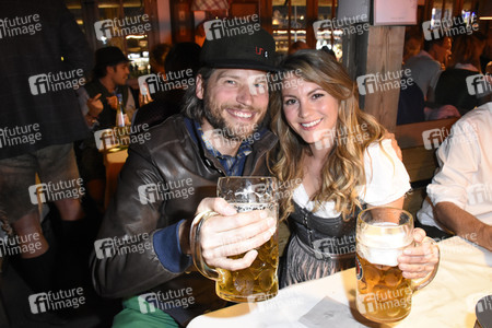 In Käfers Wiesn-Schänke auf dem Oktoberfest 2018 in München