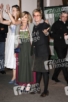 In Käfers Wiesn-Schänke auf dem Oktoberfest 2018 in München