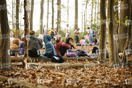 Großdemo 'Wald retten - Kohle stoppen' am Hambacher Wald