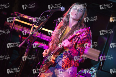 Konzert von Nina Attal in Berlin