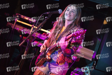Konzert von Nina Attal in Berlin