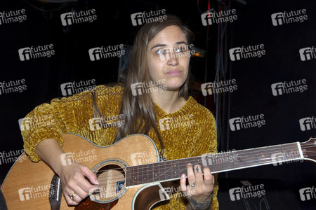 Konzert von Nina Attal in Berlin