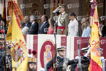 Militäparade zum Nationalfeiertag in Madrid