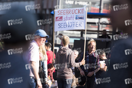 Demonstration 'Unteilbar' in Berlin