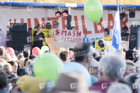 Demonstration 'Unteilbar' in Berlin