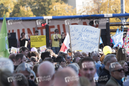 Demonstration 'Unteilbar' in Berlin