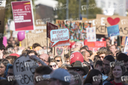 Demonstration 'Unteilbar' in Berlin