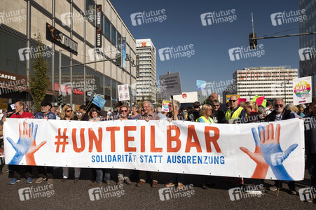 Demonstration 'Unteilbar' in Berlin