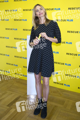 Veronica Blume präsentiert Rescue Plus Produkte in Madrid