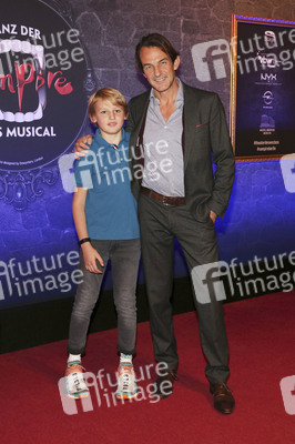 Musicalpremiere 'Tanz der Vampire' in Berlin