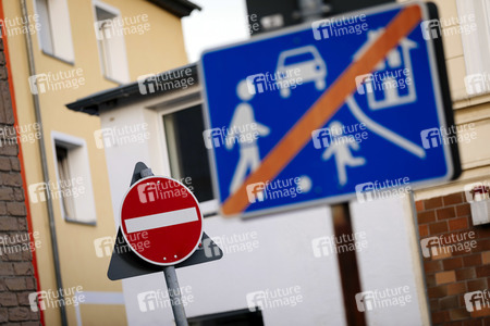 Symbolbild Einfahrt verboten
