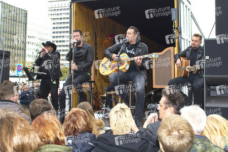 Straßenkonzert von The BossHoss in Berlin