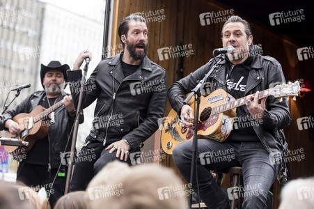 Straßenkonzert von The BossHoss in Berlin