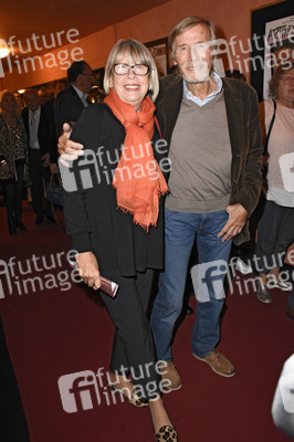 Theaterpremiere 'Arthur & Claire' in München