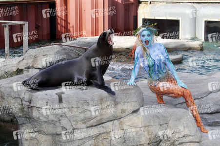 'FARBKÖRPER: Bodypainting-Facetten' Kalender 2019