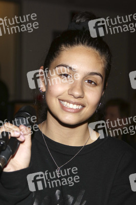 Alessia Cara bei Radio Hamburg