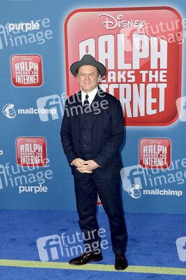Filmpremiere 'Ralph reichts 2: Webcrasher - Chaos im Netz' in Los Angeles