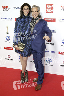 Goldene Bild der Frau 2018 in Hamburg