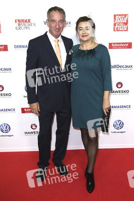 Goldene Bild der Frau 2018 in Hamburg