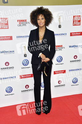 Goldene Bild der Frau 2018 in Hamburg
